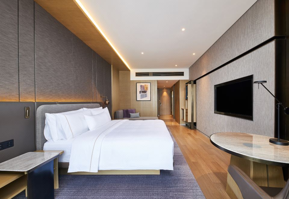 豪华城景大床房