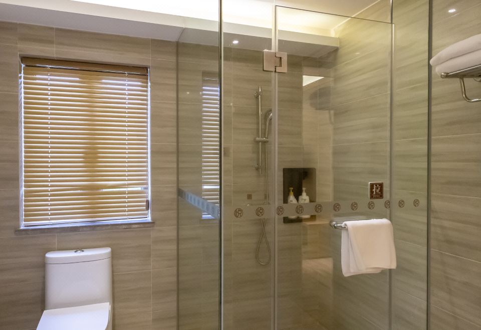 Yuetianxia Hot Spring HotelHot Spring Villa Big Bed Room