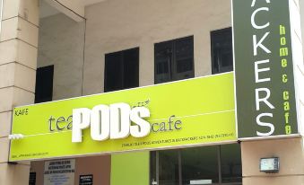 Pods the Backpackers Home & Cafe, Kuala Lumpur