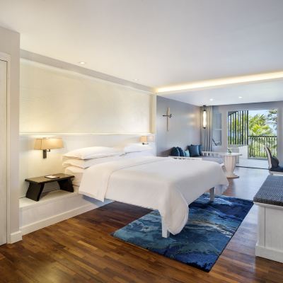 Premium Deluxe Studio