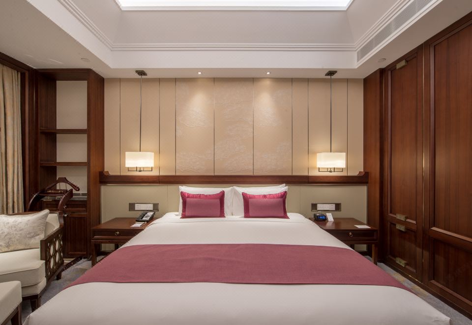 Zhongwu HotelDeluxe Room - With View (Double Bed)