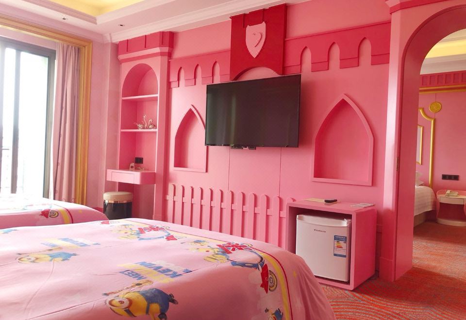 梦幻粉色公主套房