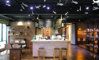 The interior design of a Korean tea and dining establishment at Fish Inn (Shanghai East Nanjing Road)