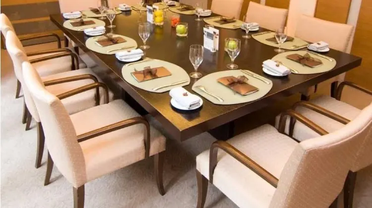 ヴィラ32 食事・レストラン