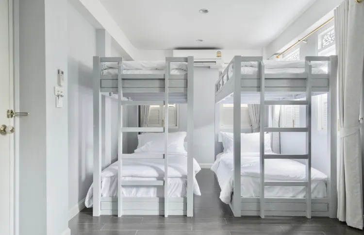 ห้องดีลักซ์ 4 ที่นอน