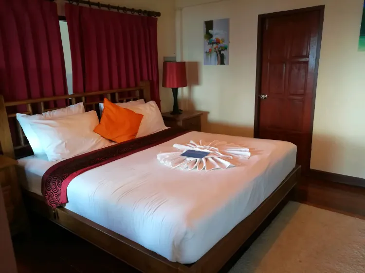 วิลลาดูเพล็กซ์อันหรูหราทะเลด้านหน้าสองห้องนอน