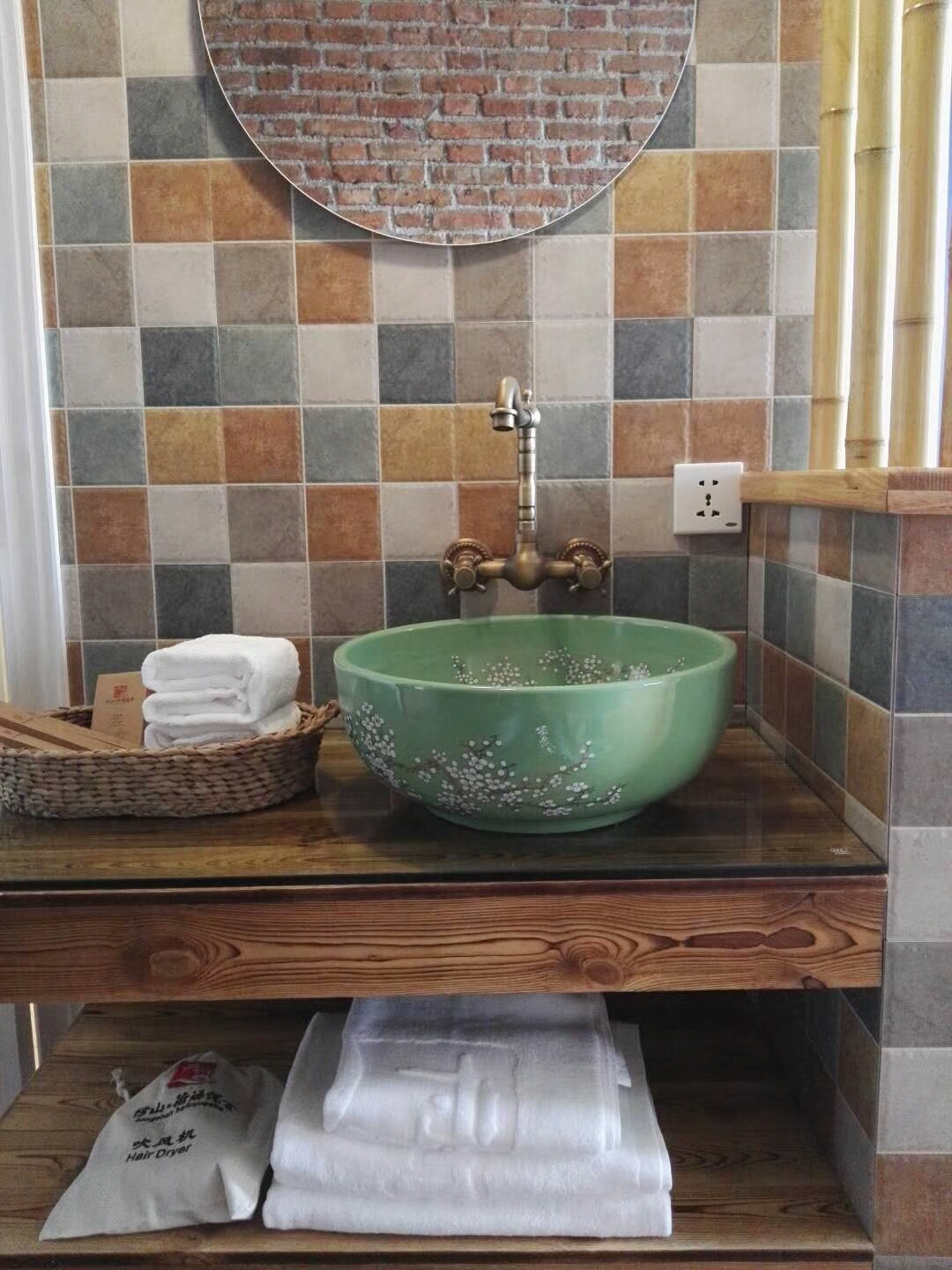 Hefu Yueshe Hotel阳台山景大床房