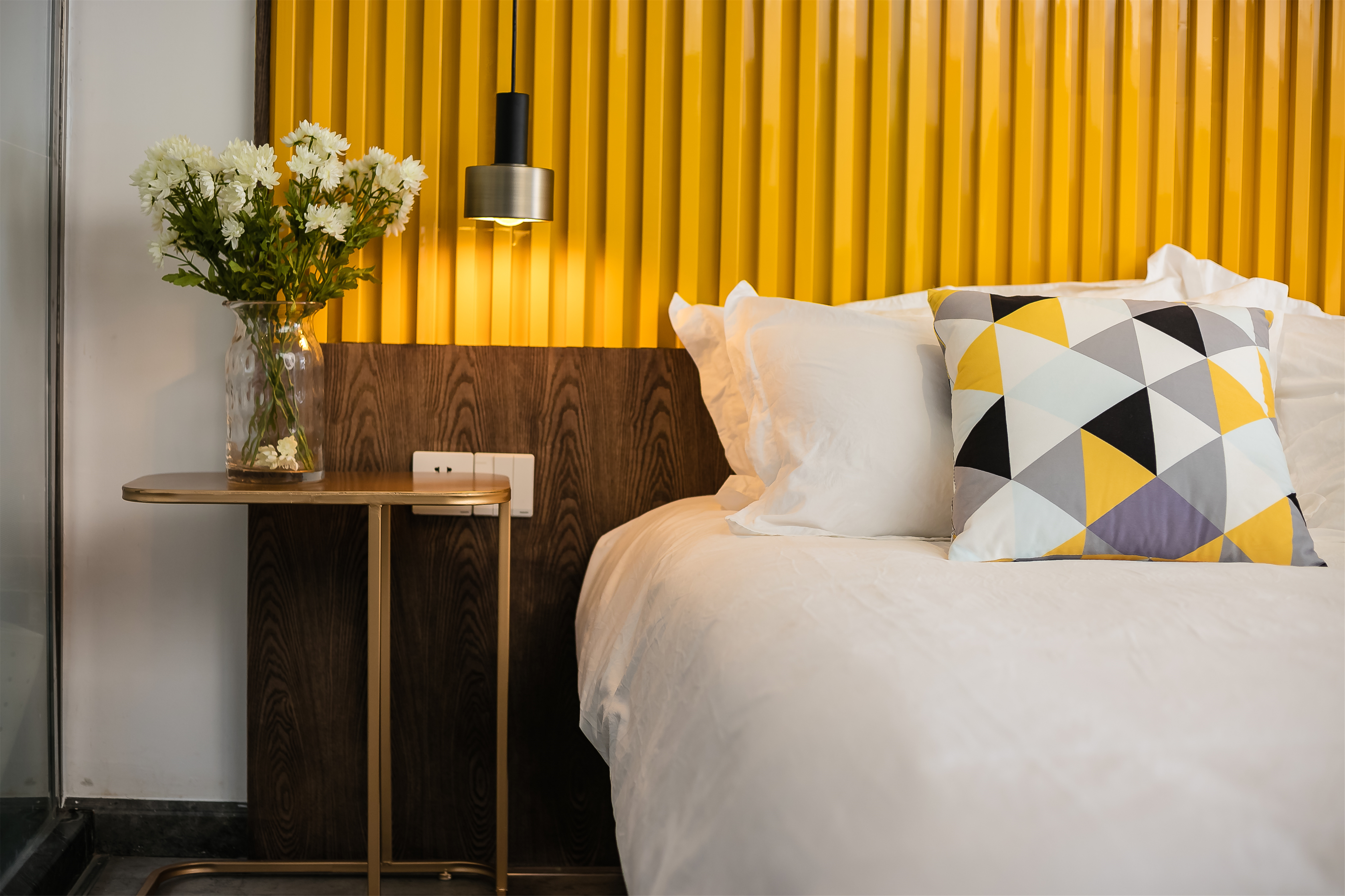 铃兰白露台复式家庭套房