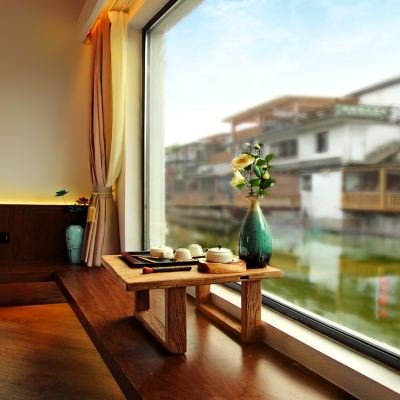 秋水蒹葭·180度河景大床房（戴森吹風機、浴缸） 同裡隱棲全河景設計飯店優惠