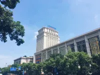 Wyndham Grand Plaza Royale Ningbo Hotels in Ningbo