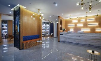 Atour Hotel (Jilin Beijing Road)