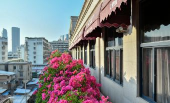 Xiamen Yihe Hotel (Xiamen Zhongshan Road Pedestrian Street Zhenhai Road Subway Station)