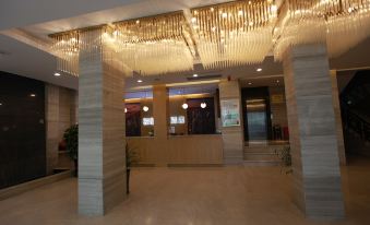 Jun Hotels (Zhongxiang Anlufu Road)