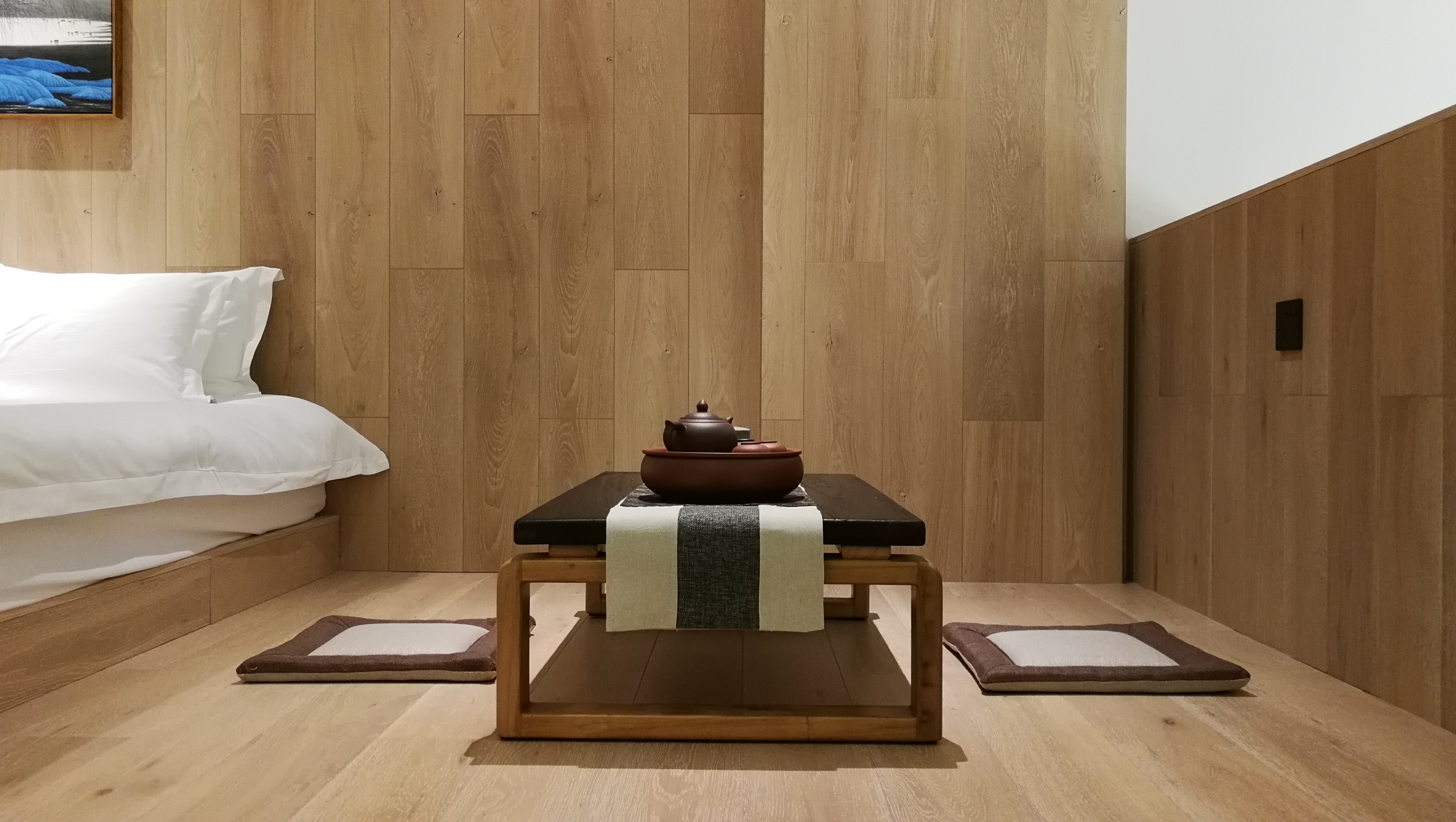 轻奢loft家庭套房