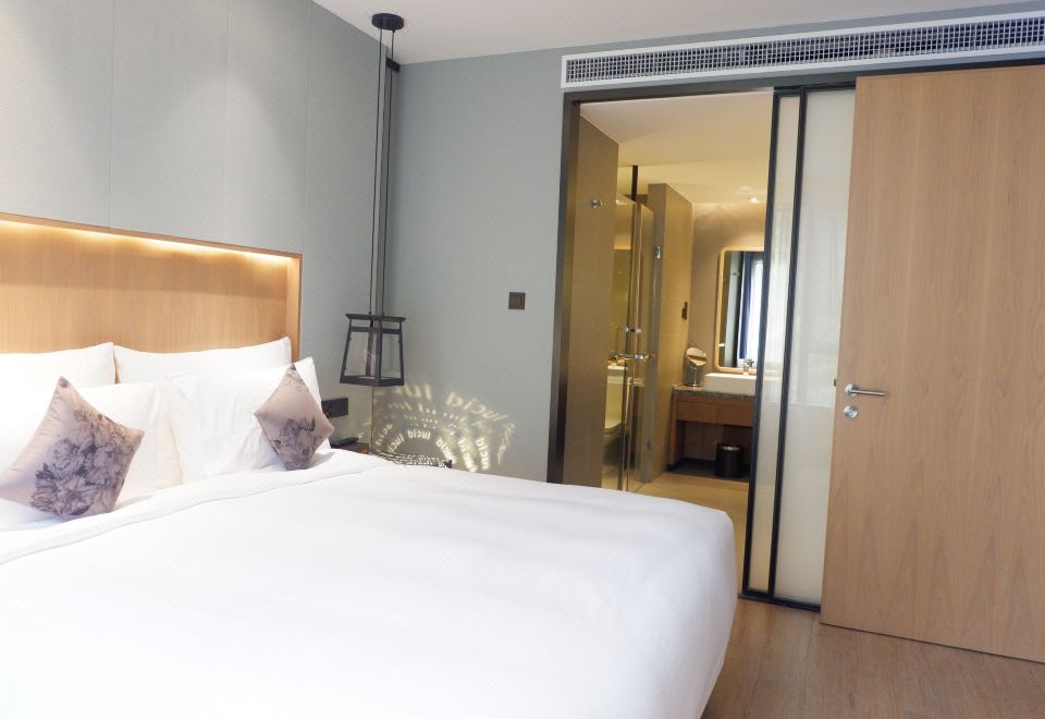 The Lucid Resort TiantaiScenic Lu Ting Featured Room