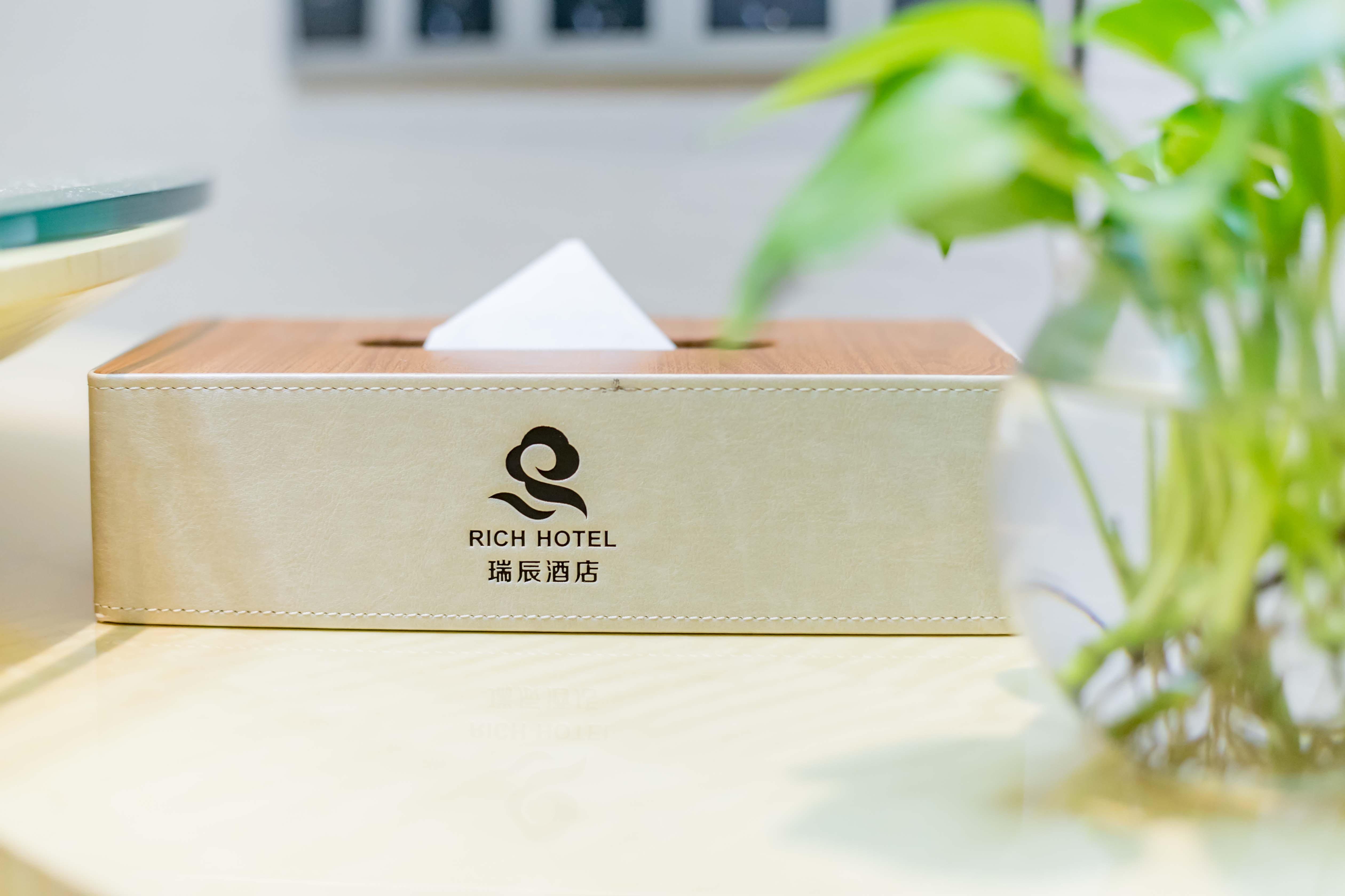 舒雅·城景双床房（休闲沙发+办公桌）