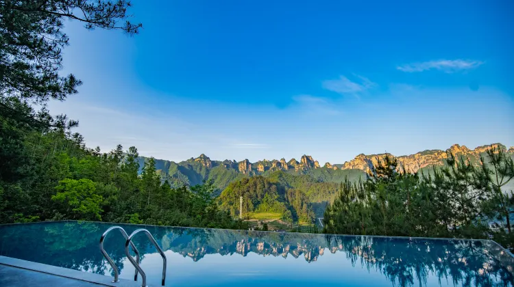 プーイージュー ホステル 外観