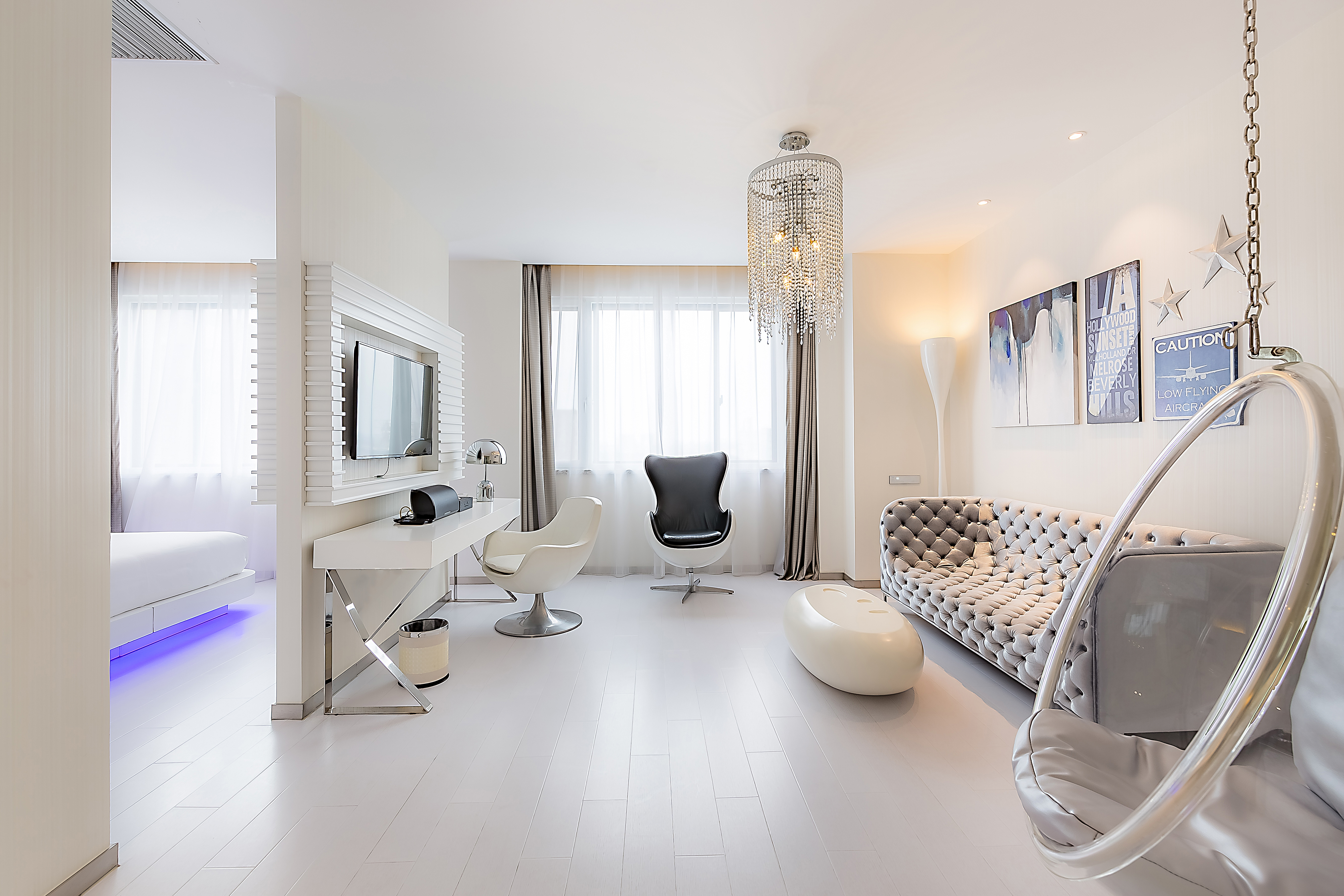 盗梦太空（电视投屏+小冰箱）