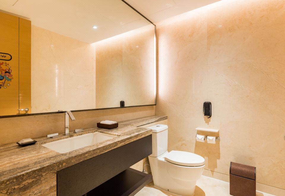 Hyatt Regency Chongming shanghaiPaul Frank Theme Suite