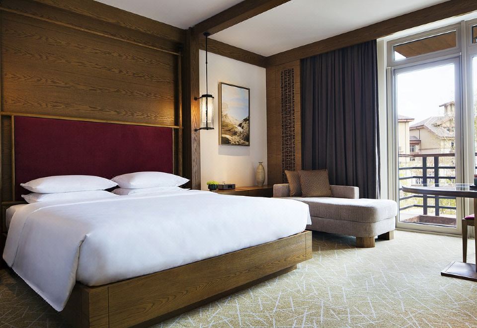 Hyatt Regency ChangbaishanGuestroom (King Bed)