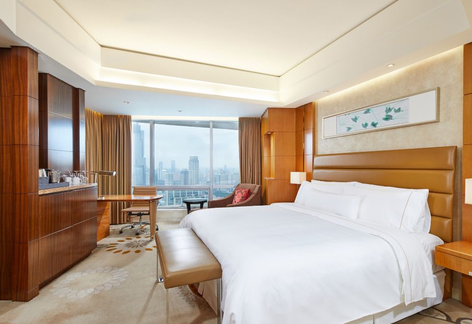 精选景观大床房·坐看金陵繁华城景