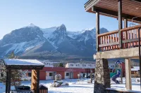 Rocky Mountain Ski Lodge