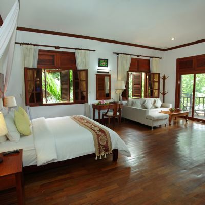 豪華泳池（大床） 斯奧克拉宜吳哥別墅度假村優惠