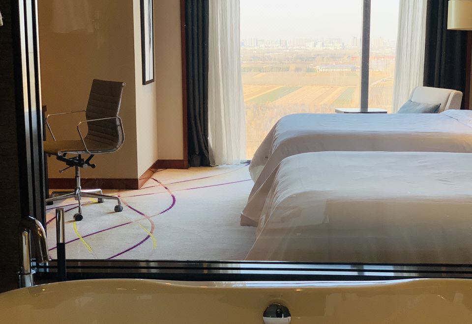 Sheraton Langfang Chaobai River HotelDeluxe Room (2 Beds)