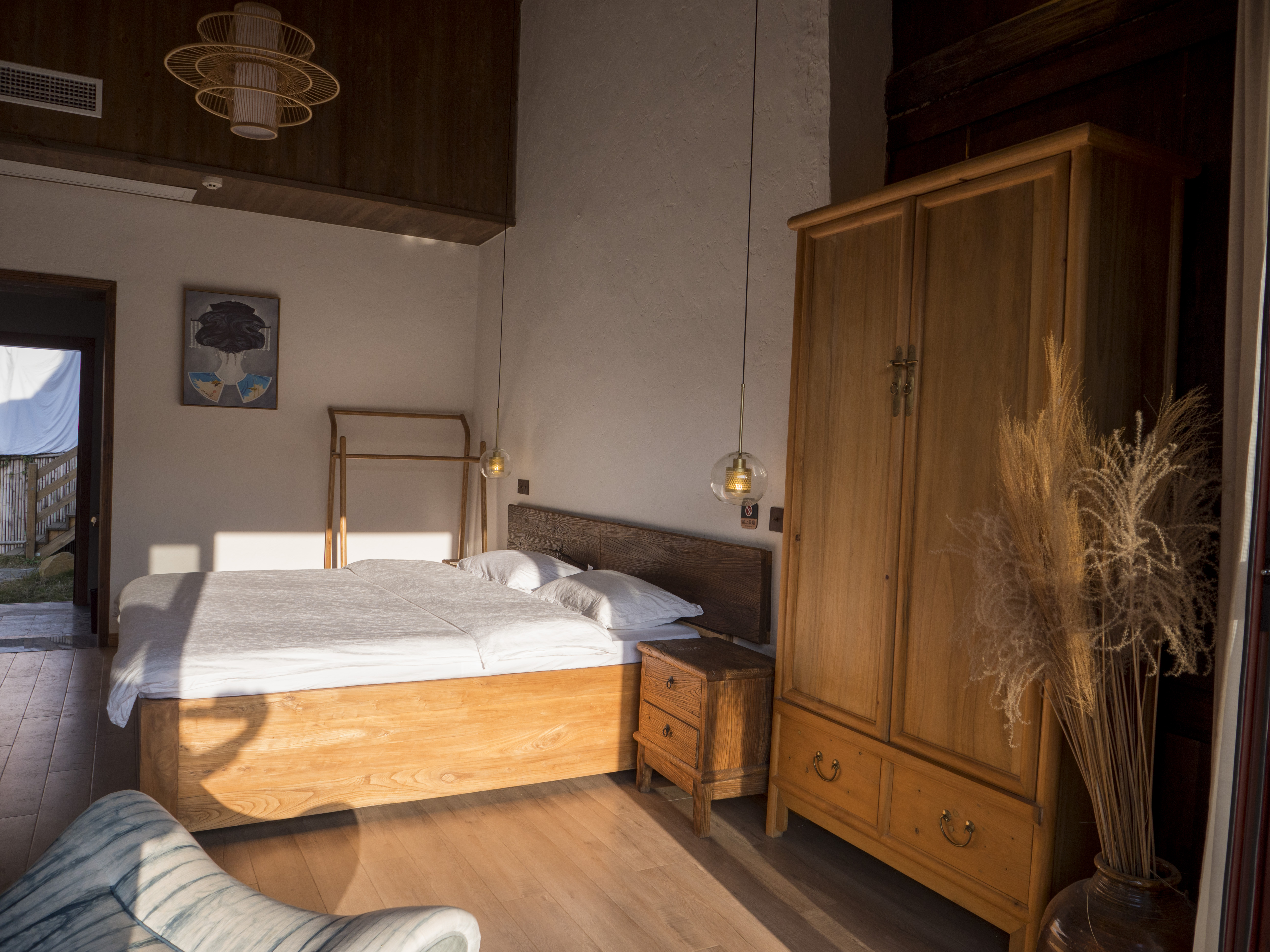 Light Snow Double Bed Room (East Garden With Private Balcony)