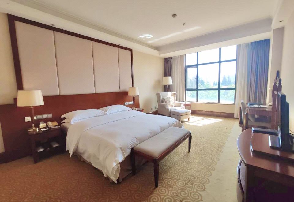 商务大床房