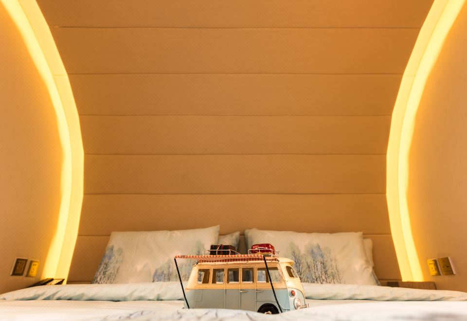 RV - River-View (Double bed)