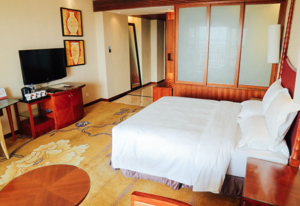 天王星海景大床房