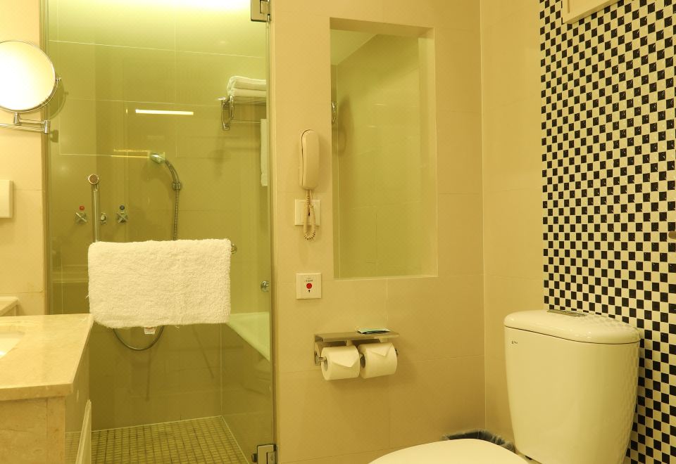 尊贵城景大床房