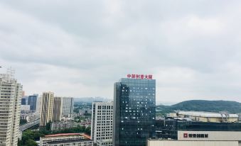 Parallel World Apartment Hotel (Wuhan University)