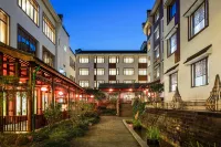 Julong Hotel Hotels in 