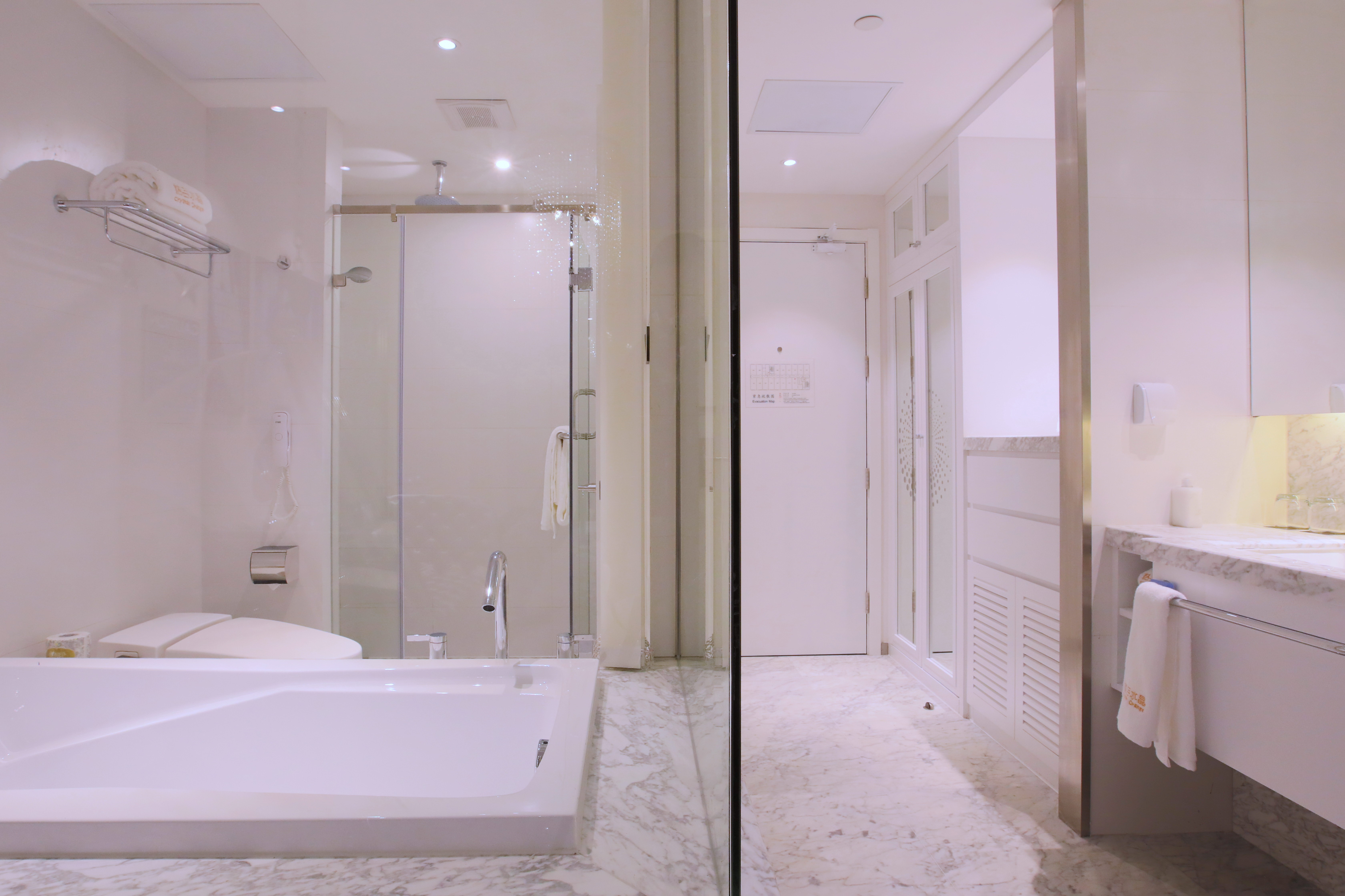 盗梦太空（电视投屏+小冰箱）