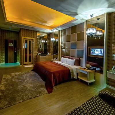 經濟雙人房-(有車位無獨立車庫)(不允許攜帶寵物) 臺中金沙汽車旅館優惠