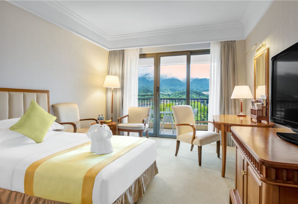 Bishuiwan Hot Spring ResortGarden-view Twin Room With Lake-View & Green Ecological Scenery