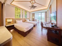Nanjing Ziqing Lake Hot Spring Resort (Wildlife World) Hotels in 