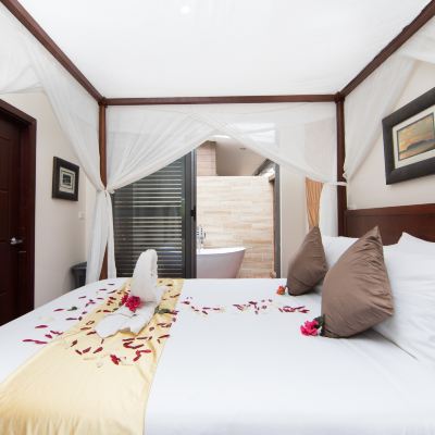 One Bedroom Honeymoon Villa