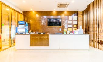 Towo Topping Hotel (Yulin Hongjin Wholesale City)