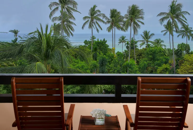 ห้องดีลักซ์เตียงคิงไซส์พร้อมวิวทะเล