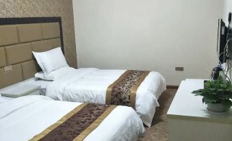 Zhouzhi Yunshui Business Hotel