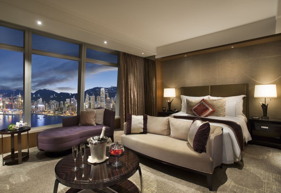 行政尊優豪華維港海景房