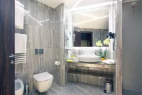 The Hive Hotel Отели в г. 