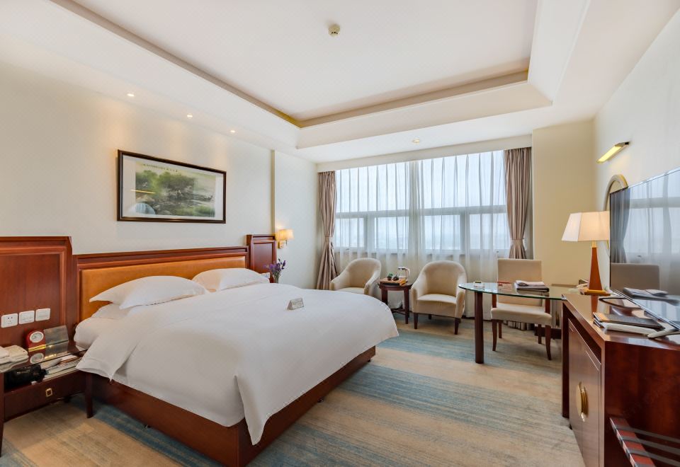 城景豪华大床房
