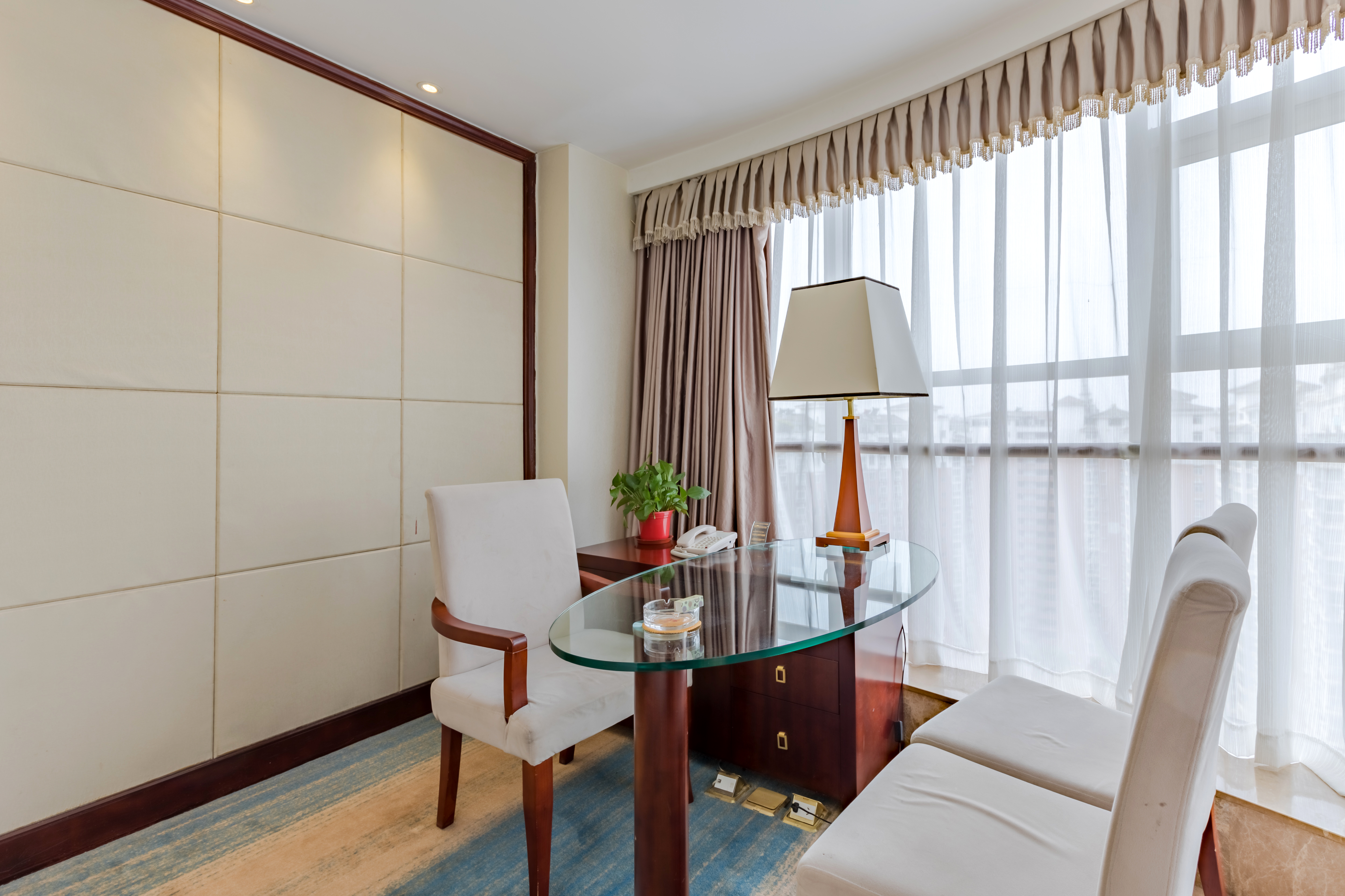 豪华景观圆床房