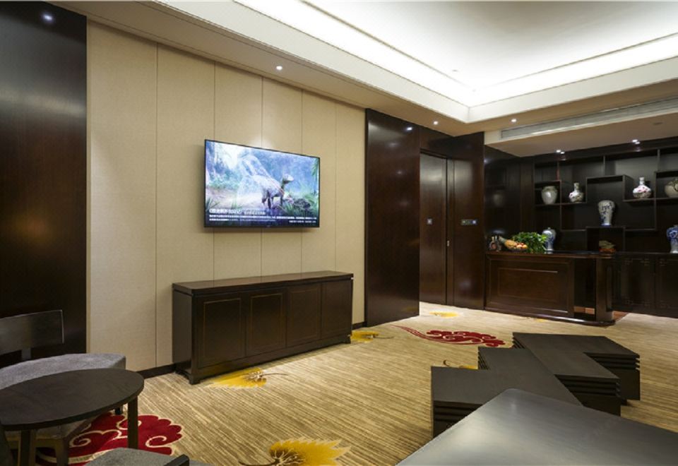 Tianhe Hotel DunhuangDeluxe Suite