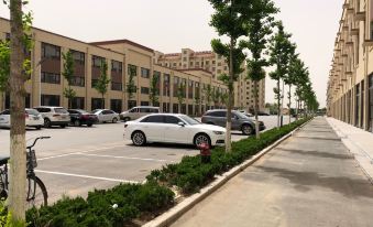 Huayi selected chain hotel (Laiyang high speed railway station store)