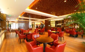Fuyi International Hotel (Shanghai International Tourism Resort Zhoupu)